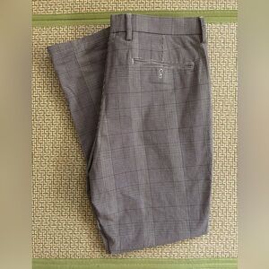 Old Navy Ultimate Slim Built-In Flex Pants - Brown & Tan Plaid. New. 34x30